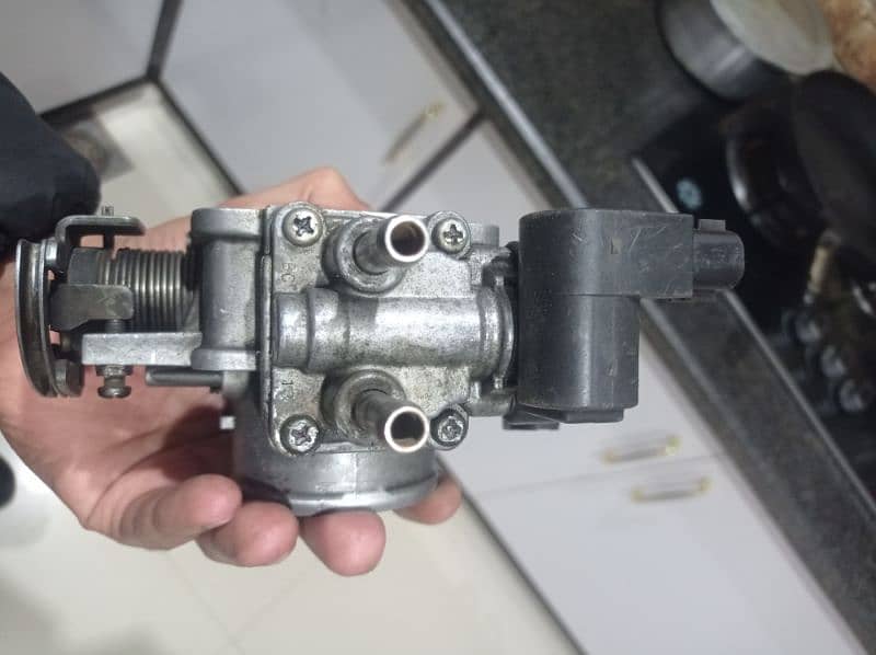 Suzuki cultus efi original throttle body 3