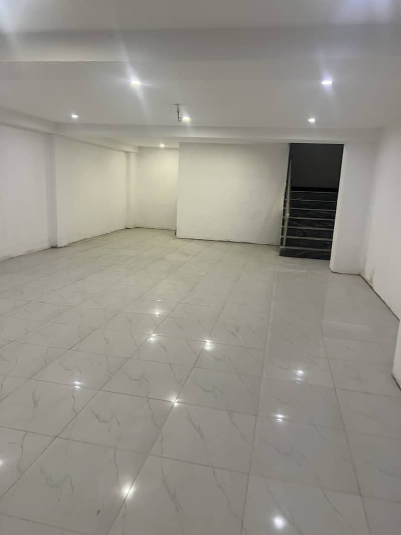 In Johar Town Building Sized 4500 Square Feet For Sale 3