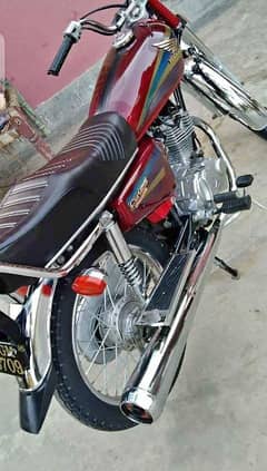 Honda 125 cc Bike Genioun