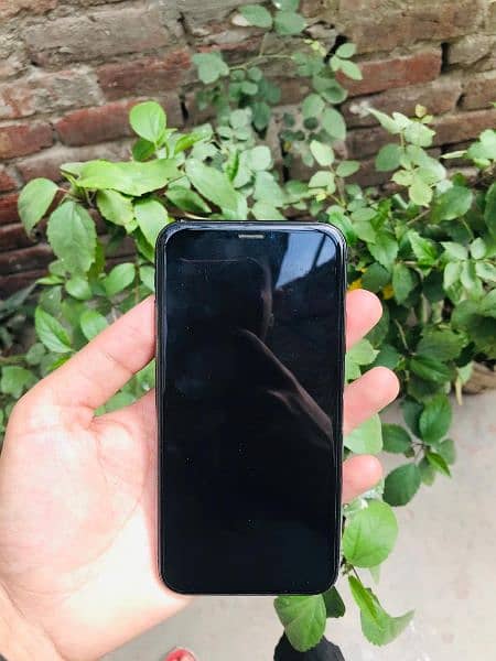 iphone X 64 gb non pta sim working ma h abi.  Face ID True Tone active 2