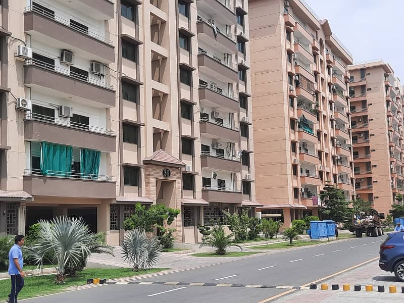 This Apartment is located next to park and kids play area, market , mosque and other amenities. 4