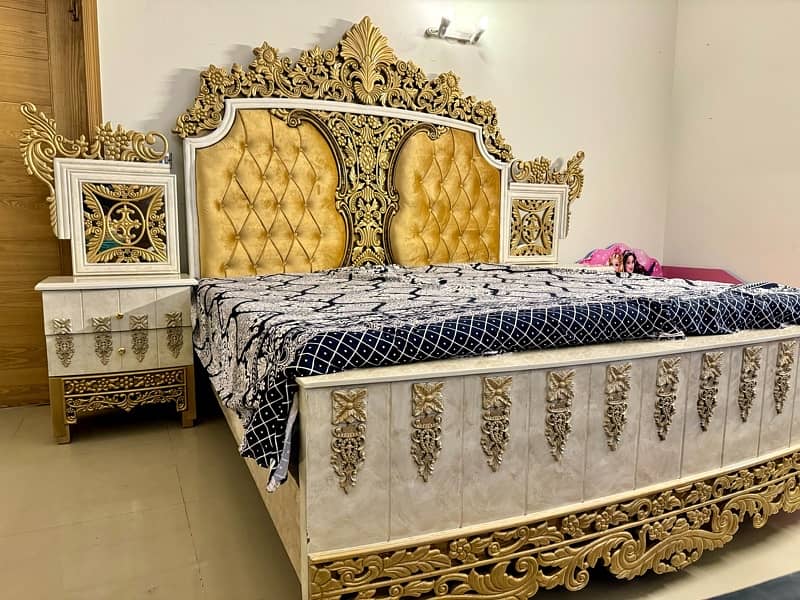 Royal chinioti style double bed set 2 months used 7