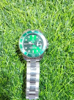 Green Dial Watch For Mens With Luxury Style Design