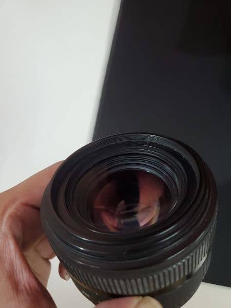 Sigma 30mm lens F1.4 Prime Lens 4