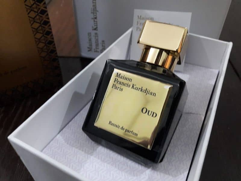 Maison Francis Kurkdjian Oud
New From USA 4