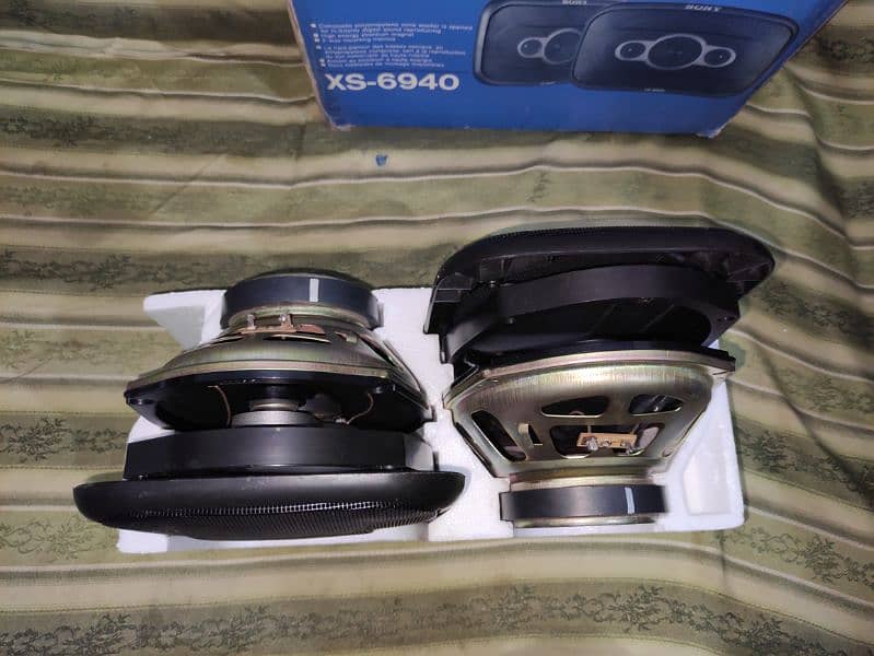 Sony car speakers 16