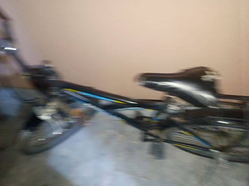 bicycle for sale any one want text me. 1