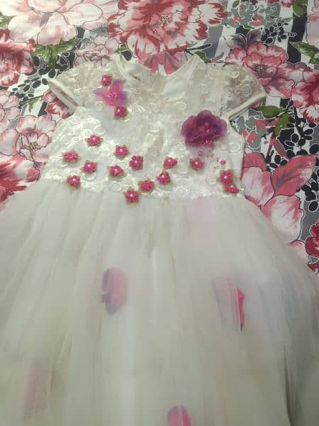 Girl's Frock aged 10 years 0