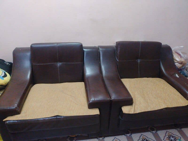 sofa set urgent sale 1
