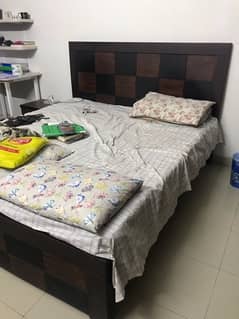 KingSize bed set for sale