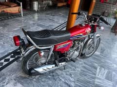 Honda 125 cc CG motorcycle urgent sale my WhatsApp 0305,,27,,15,,240