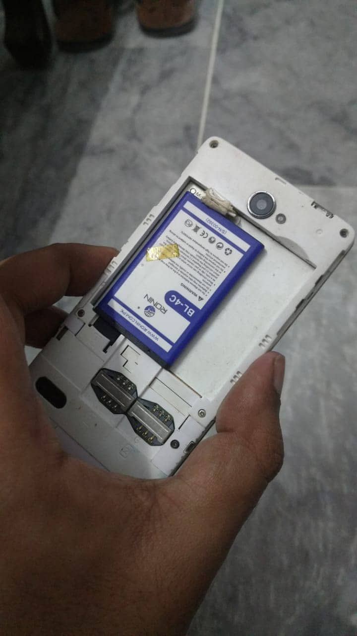 QMobile A65/HTC Rhyme 3