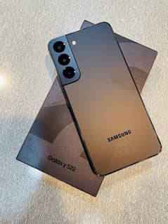 Samsung S22 non pta full sim time complete box