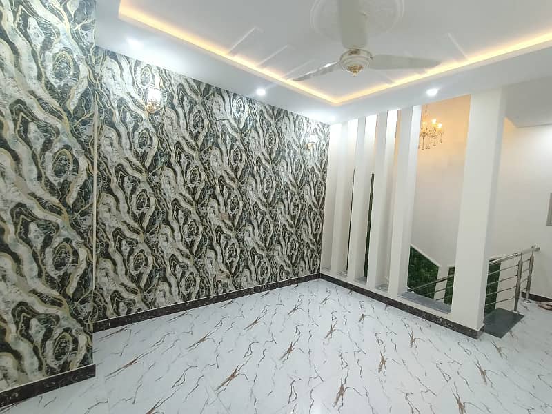 6.11 Marla House For Sale In Bahria Homes Bahria Town Lahore. 2