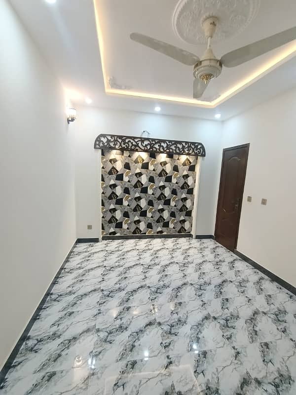 6.11 Marla House For Sale In Bahria Homes Bahria Town Lahore. 4