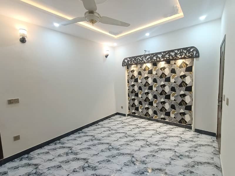 6.11 Marla House For Sale In Bahria Homes Bahria Town Lahore. 11