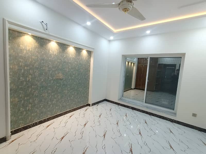 6.11 Marla House For Sale In Bahria Homes Bahria Town Lahore. 16