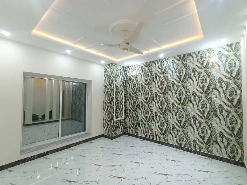 6.11 Marla House For Sale In Bahria Homes Bahria Town Lahore. 24