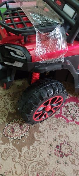 4x4 KIDS AUTOMATIC CAR WITH REMOTE 4