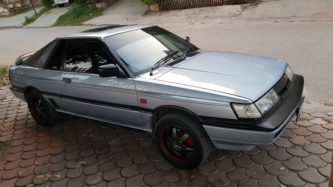 Nissan sunny coupe 1