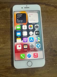 iPhone 7 128GB Silver PTA Approved scratchless