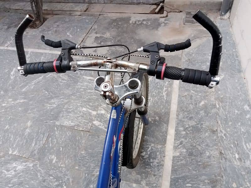 imported cycle in 10/10 condition 2