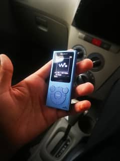 Sony walkman MP3 music player Radio