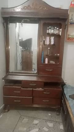 luxury wooden dressing table well condition.