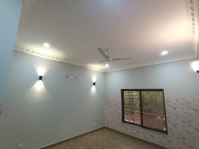 BRAND NEW HOUSE For SALE (6 MARLA) In BAHRIA TOWN 5