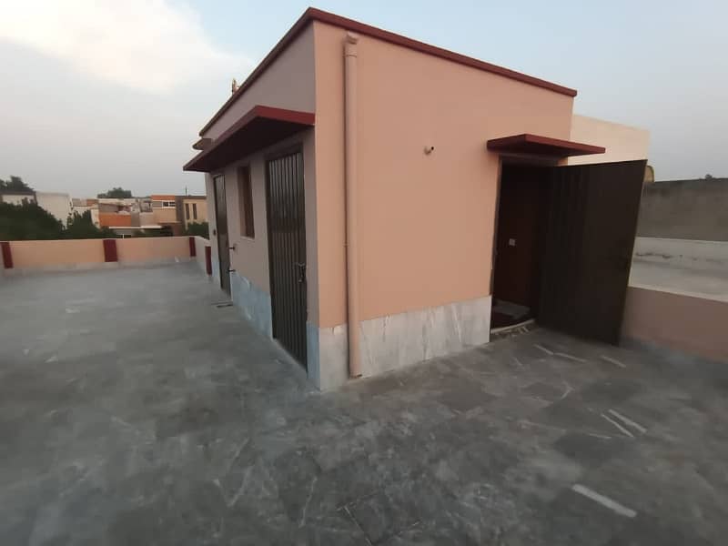 BRAND NEW HOUSE For SALE (6 MARLA) In BAHRIA TOWN 12