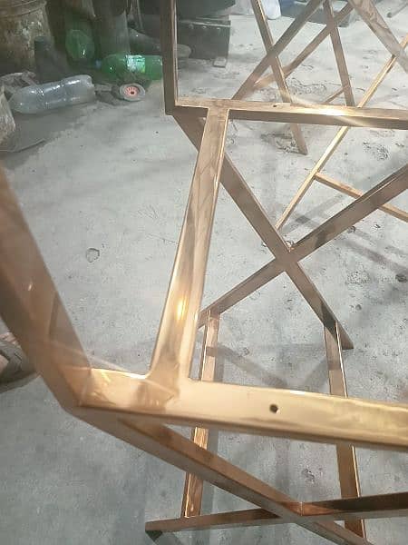 Stainless steel 4 Chair One table 1