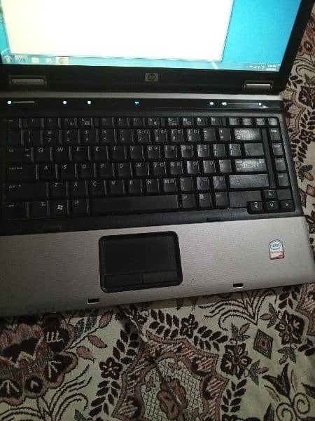 hp laptop (core i2do) 3gm 80gm VIP laptop window 7 hay. 1