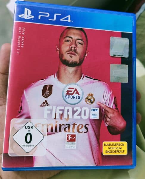 Selling RDR2 & FIFA 20 just for 6000 3