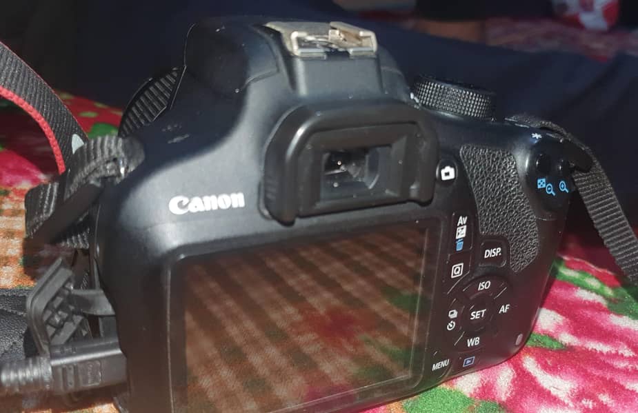 Canon EOS 1200D with accessories 2