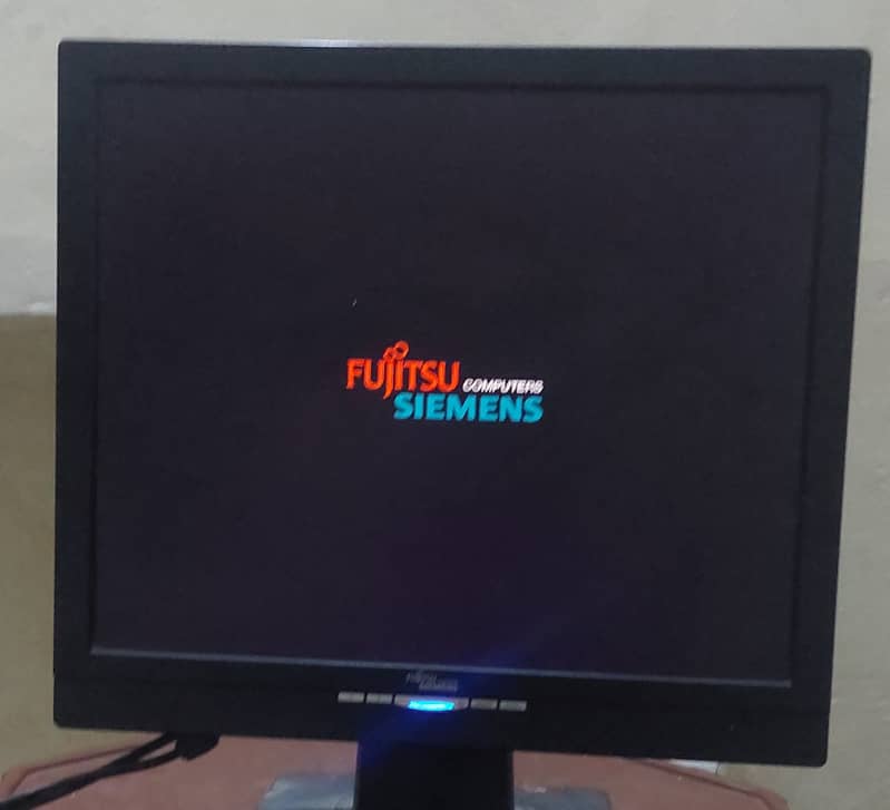 Led monitor in good condition 2