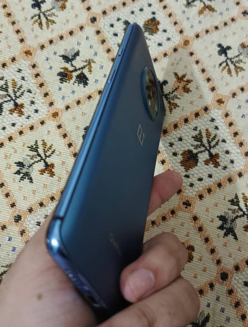 OnePlus 7t (8GB+128GB) 4