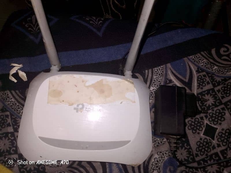 TP link with charger for sale 0