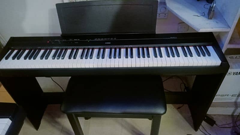 Yamaha  P115 digital piano 3 pedal / wooden stand / bench 1 Y warranty 2