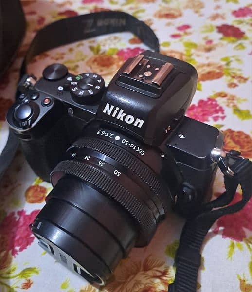 Z50, mirror less camera 1