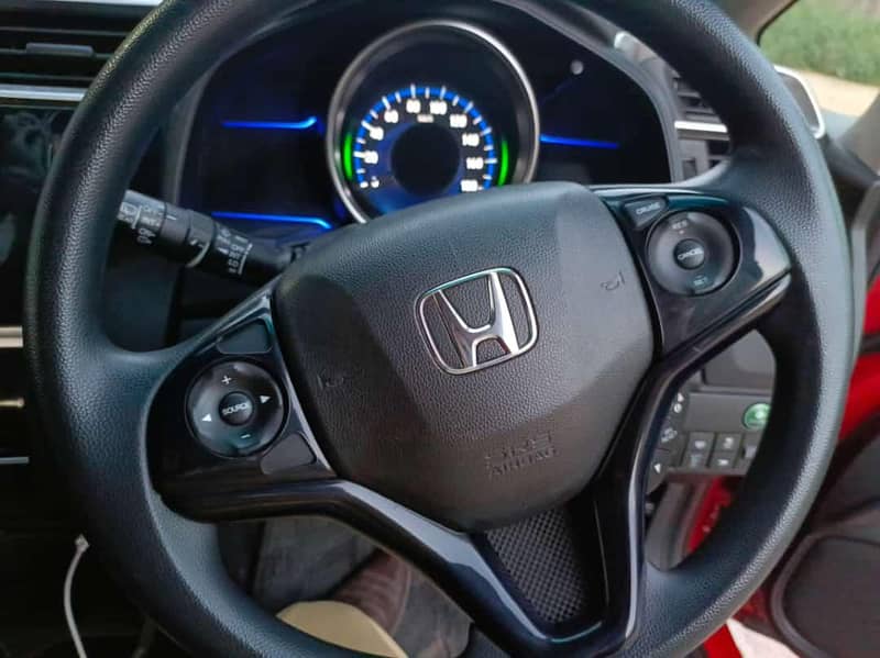 Honda fit full option 9