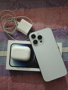 14 Pro Max 128GB JV with charger & airpods pro