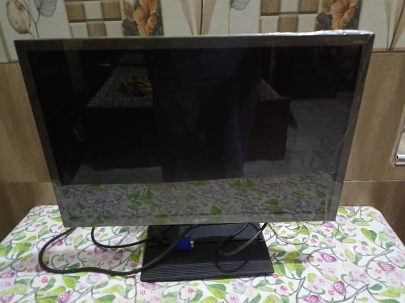 Acer LCD for pc 24 ichs 2