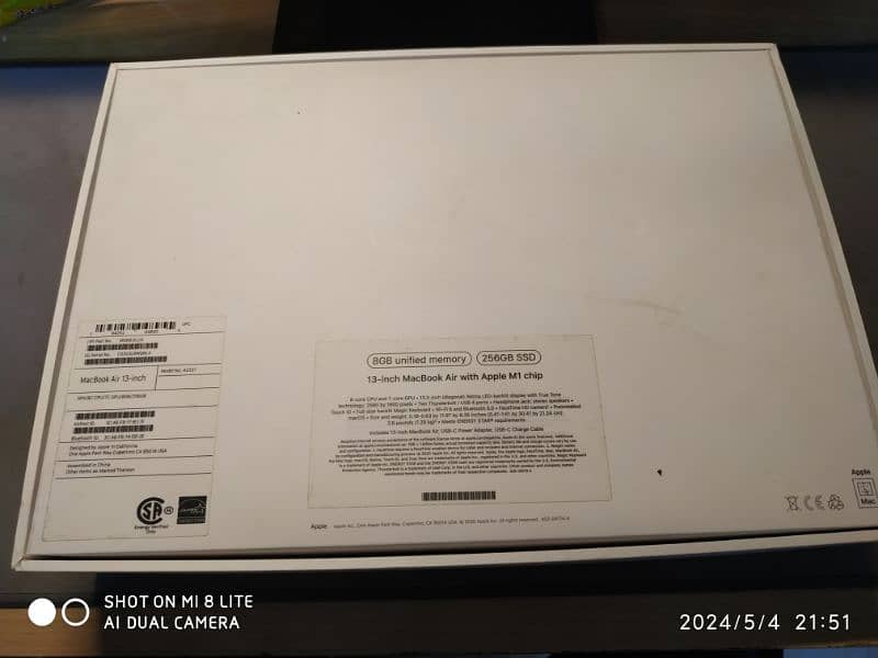 MacBook Air M1 2020 laptop (first-hand used) 10