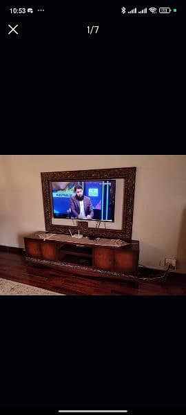 TV table and frame 0