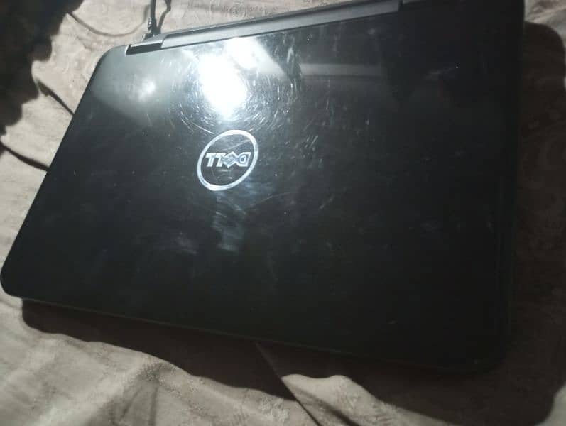 Laptop Dell  inspiron N4050 1