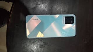 vivo y 21 mobile 10/10 condition with cover with box