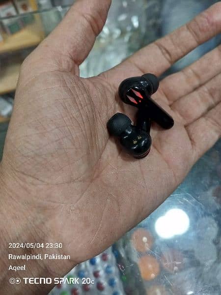 m28 ear buds for sale 3