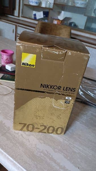 Nikon AF-S NIKKOR 70-200mm f/2.8E FL ED VR Lens 8