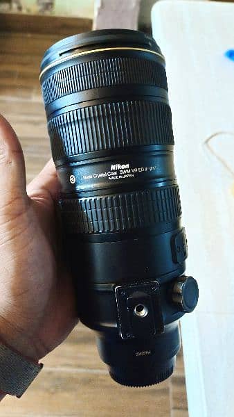 Nikon AF-S NIKKOR 70-200mm f/2.8E FL ED VR Lens 9