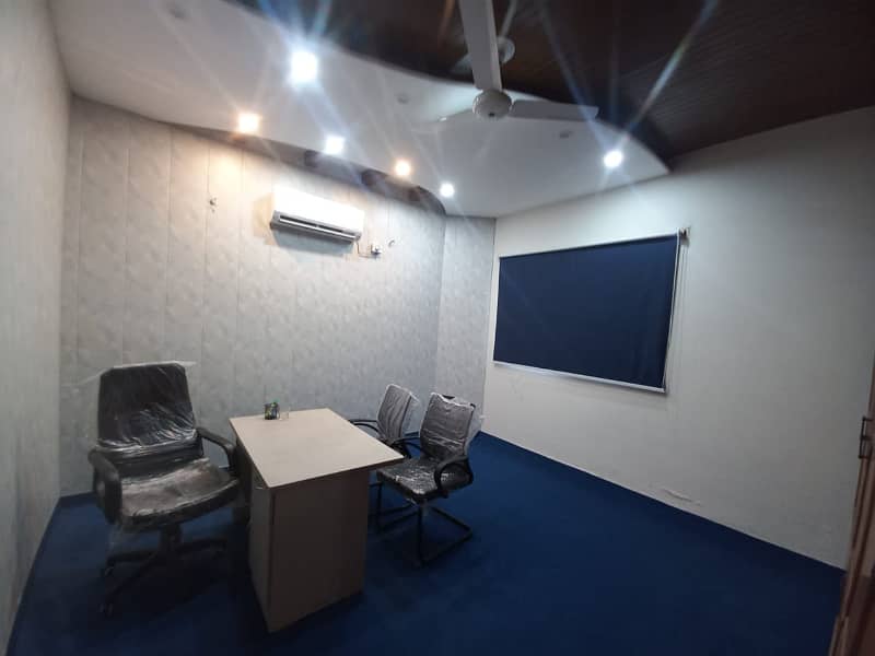 6500 Square Feet House For rent In Beautiful Johar Town Phase 2 - Block H 4